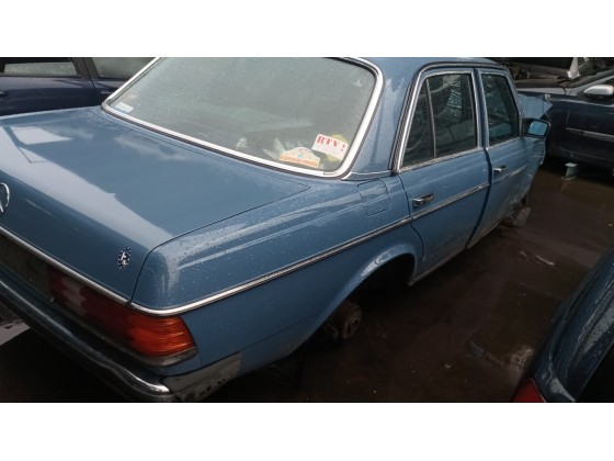Mercedes W123 diesel 1983 para peças